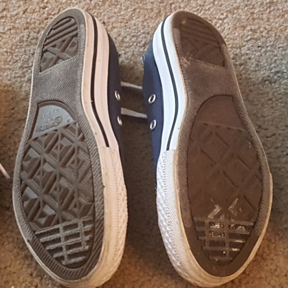 Kids Converse - Picture 2 of 2